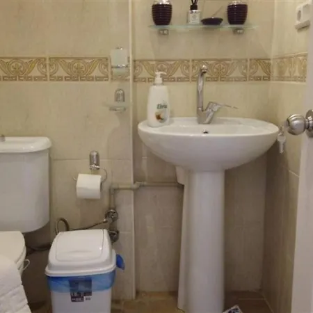 Appartamento Beach Apartment With 1 Bedroom, A Bathroom And Sleeps 4 In Calis Fethiye