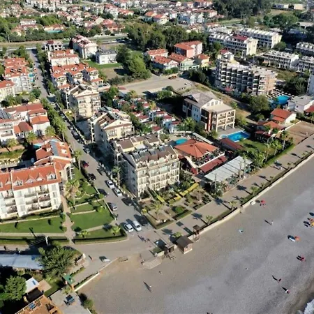 Beach Apartment With 1 Bedroom, A Bathroom And Sleeps 4 In Calis Apartment *
